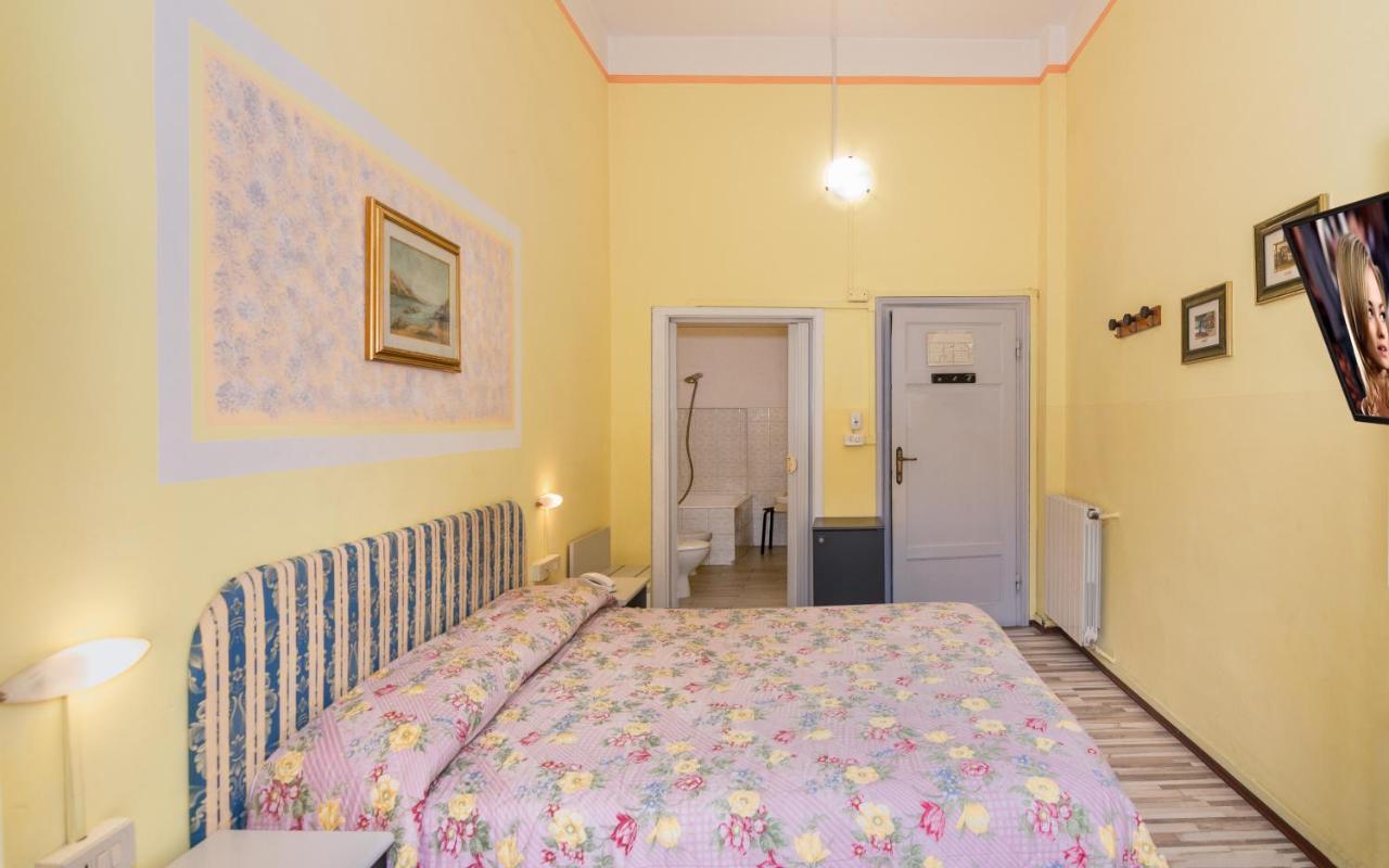 Hotel Stella Del Mare Viareggio Buitenkant foto